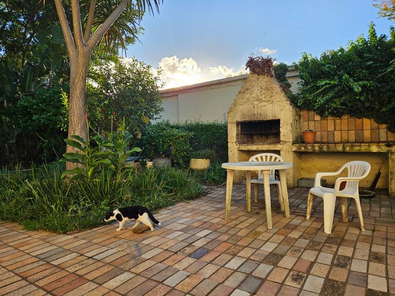 To Let 4 Bedroom Property for Rent in Grahamstown Eastern Cape